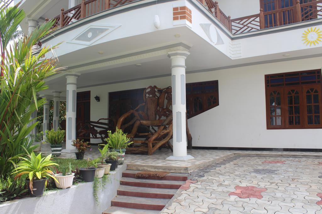Lion Palace Weligama Exterior foto